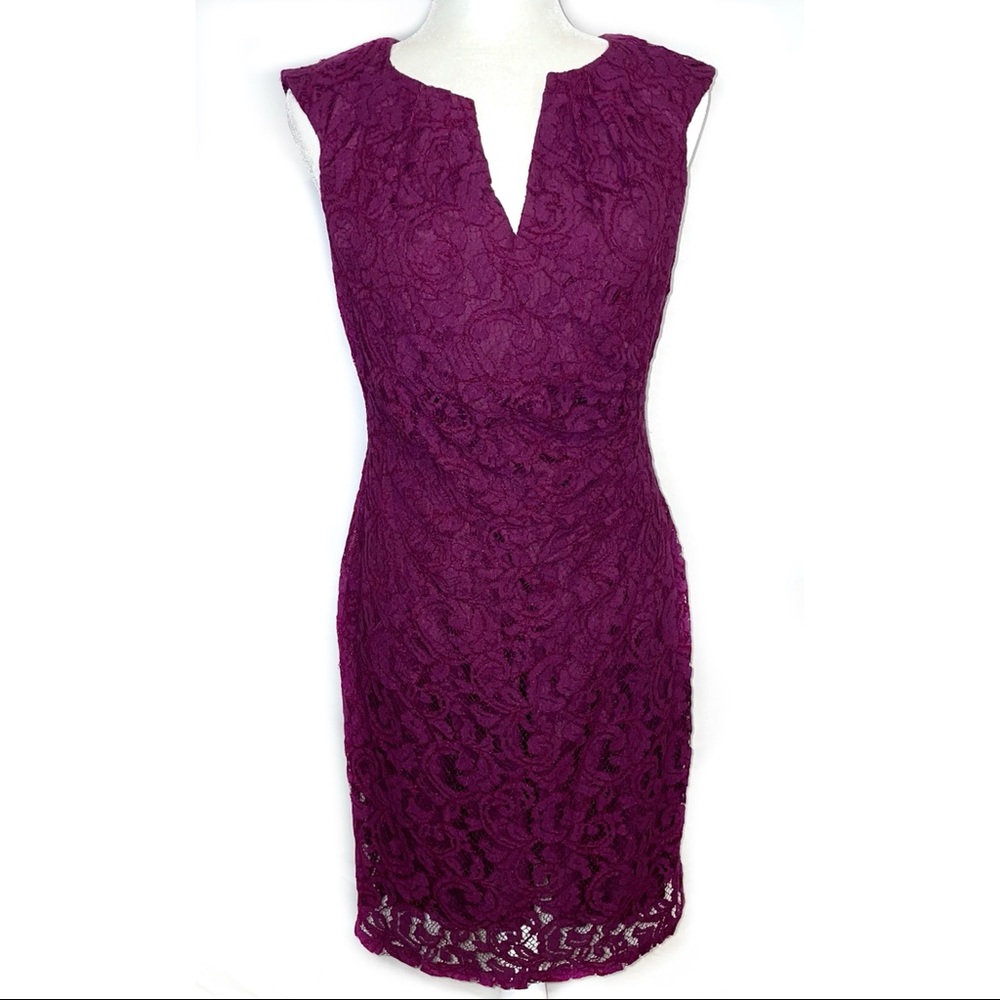 Adrianna Papell Cassis Lace V-neck Sleeveless Midi Dress